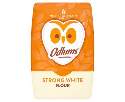 8 x Odlums Strong White Flour 2Kg